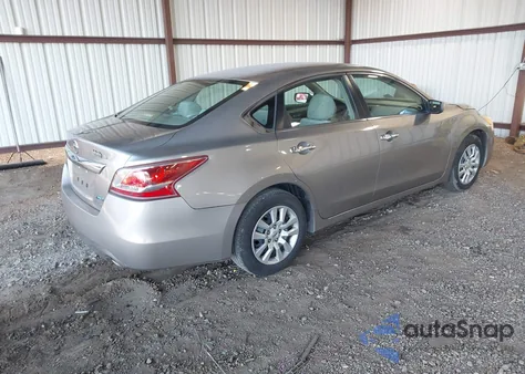 2013 Nissan Altima 2.5 S z USA, uszkodzony, nr VIN 1N4AL3AP5DC176156